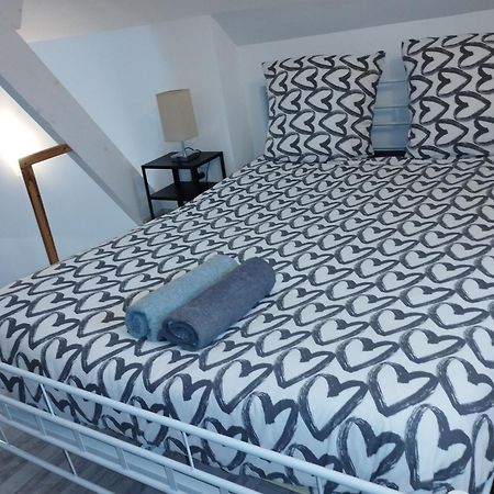 Appartement 1, Jardin, Collation, 5 Min De L'Aeroport Cdg Ле-Мениль-Амело Экстерьер фото